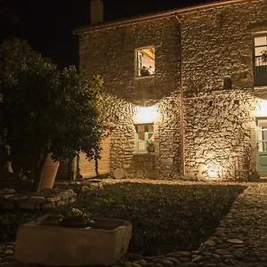 https://cortis-antigas.in-sardinia.net